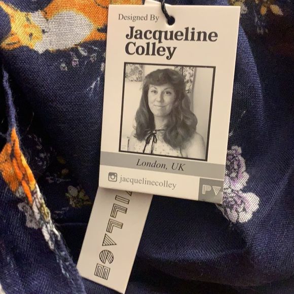 🌞 Printed Village Fox Oversized Fox Scarf - Picture 3 of 5